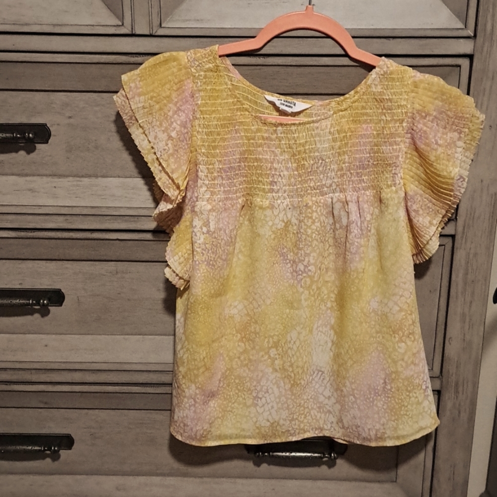 Yellow top